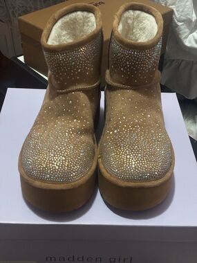 ♡ Madden girl crystal embellished ugg style boots ♡ 8 , with box